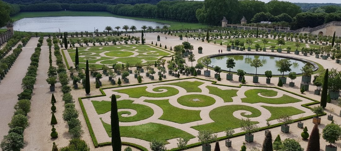 The Palace of Versailles was the principal residence of the French kings from the time of Louis XIV to Louis XVI.