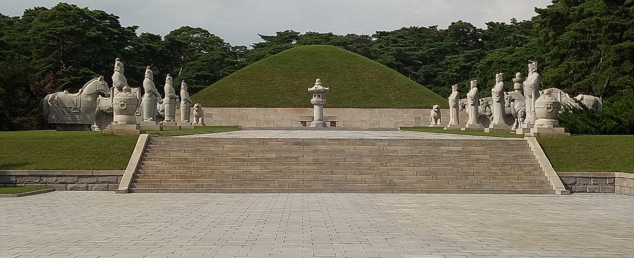 Tomb-King-Tongmyong