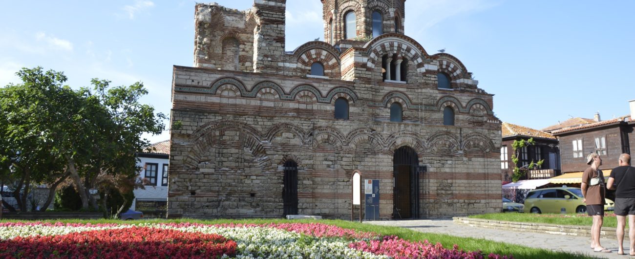 Situated on a rocky peninsula on the Black Sea, the more than 3,000-year-old site of Nessebar was originally a Thracian settlement.
